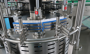 全自动回转式数控不干胶贴标机-XTHZ-720S型