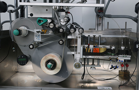 果脯盒上下面贴标机 果脯盒上下面贴标机