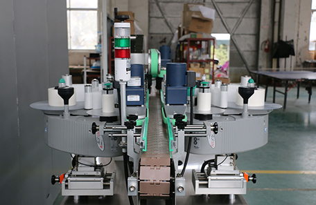 罐头双面贴标机_双面贴标机价格