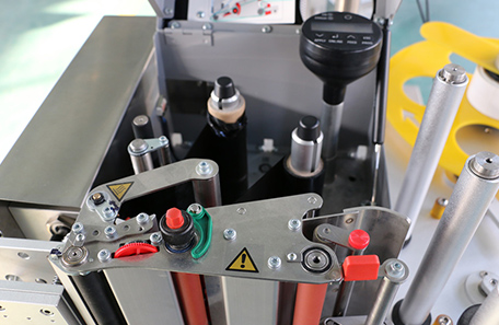 面包称重打印贴标机 面包称重打印贴标机