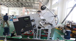 平面贴标机定制需要注意什么？