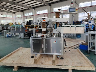 2025.6.18巴拿马双面不干胶贴标机1台