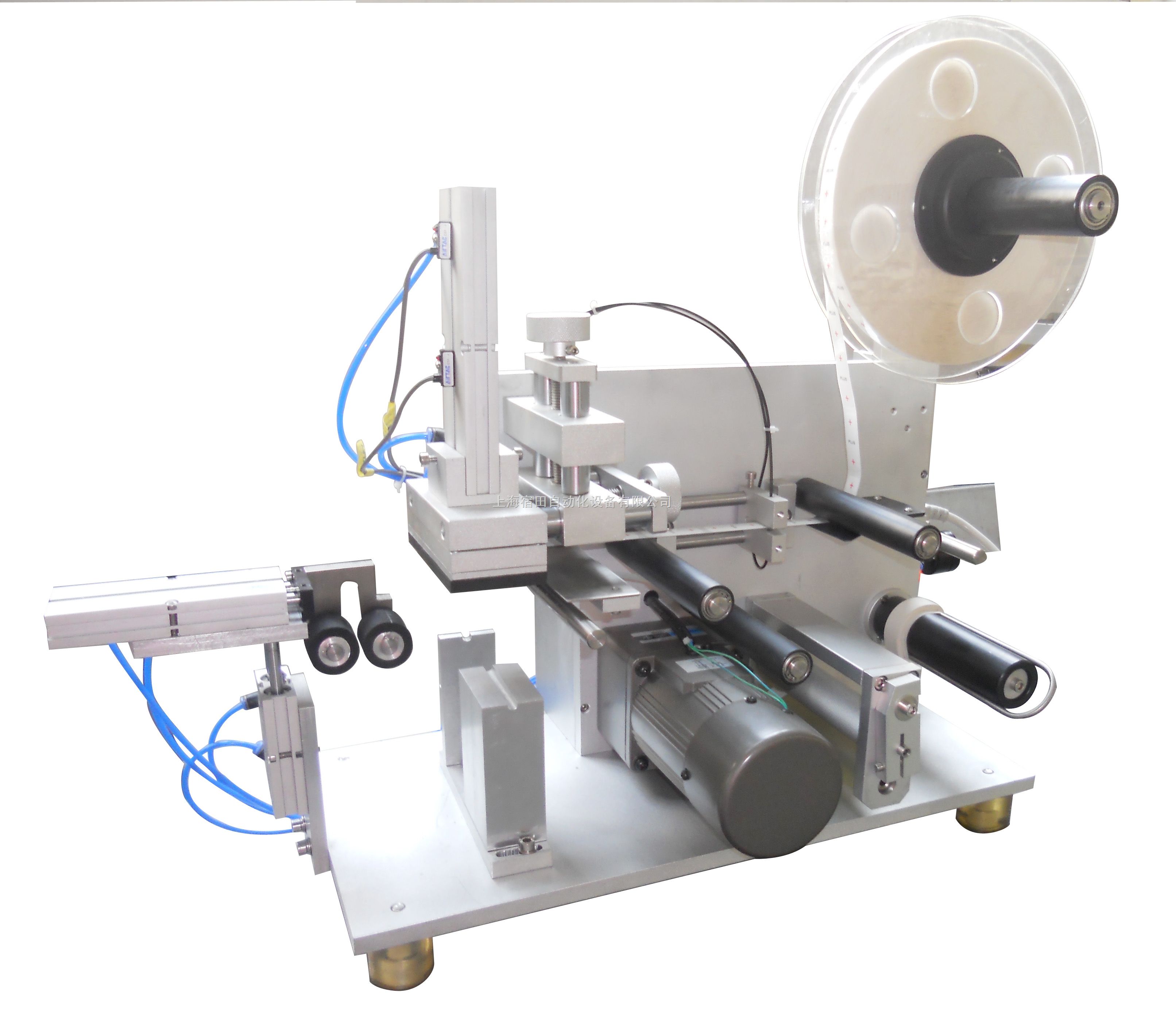 不干胶贴标机有哪些特点? 不干胶贴标机有哪些特点?