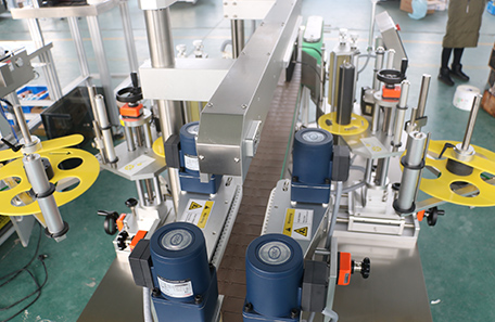 双面贴标机 双面贴标机